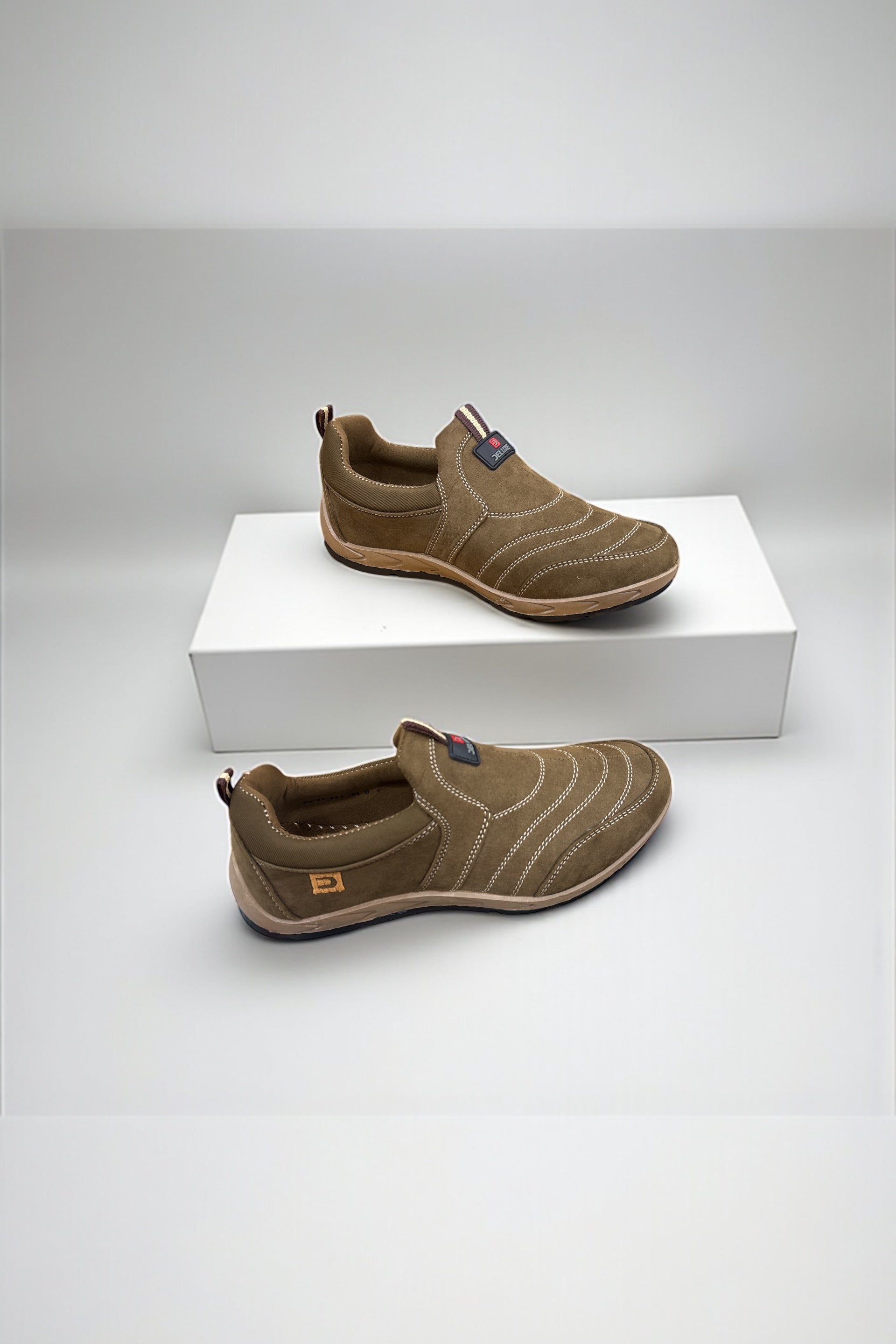 Imported Men’s sketchers Brown in style 2635