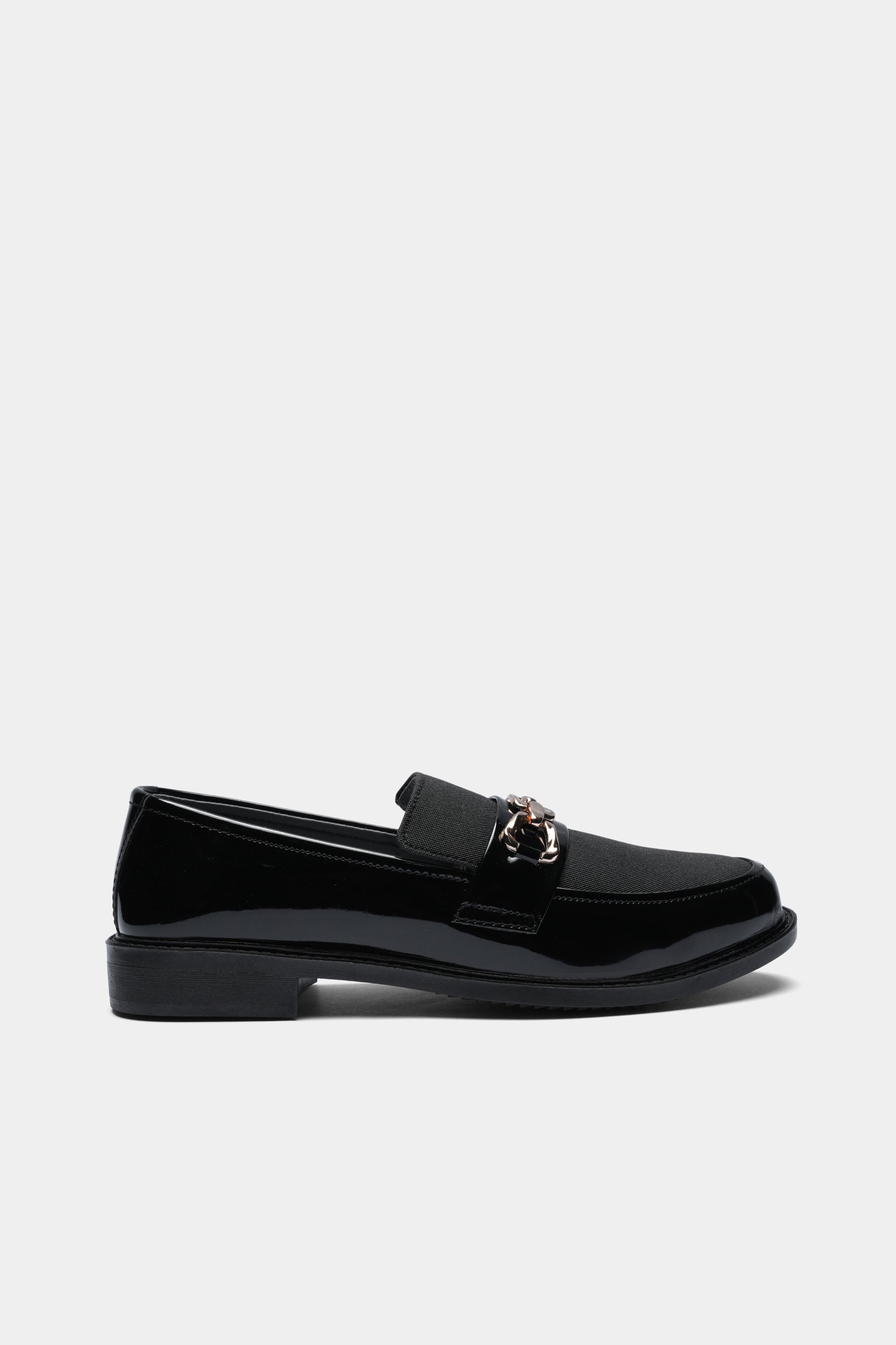 Glossy black loafers with a low heel Article 2631