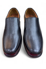 slip-ons exude  Men Dress Shoes