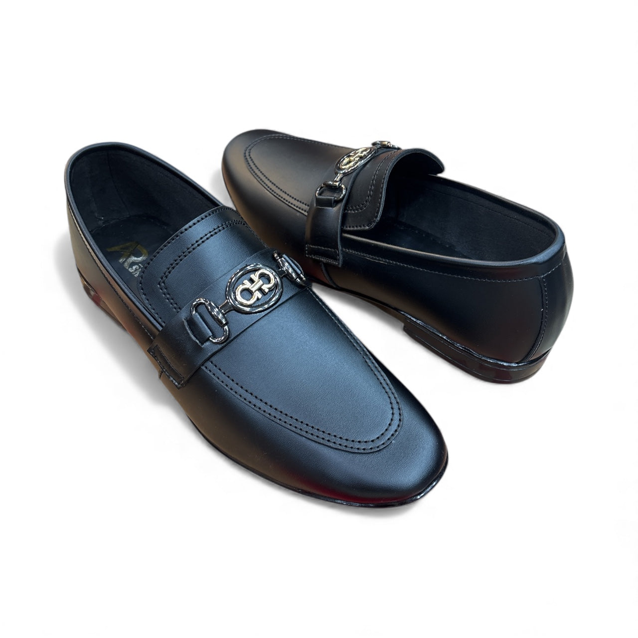 Noir Crest” Polished Emblem Loafer black 3014